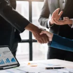 jelaskan mengapa menerapkan etika bisnis dalam bisnis sangat penting