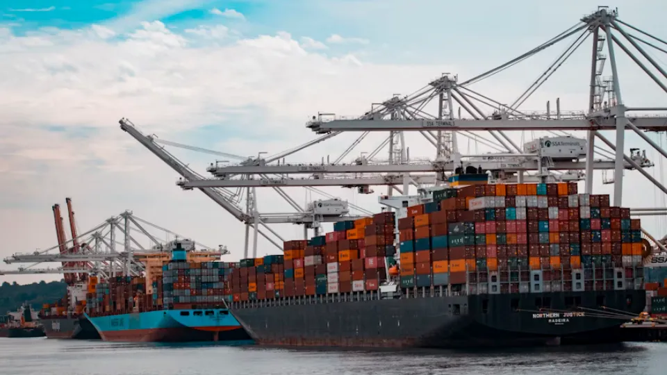Freight Forwarding